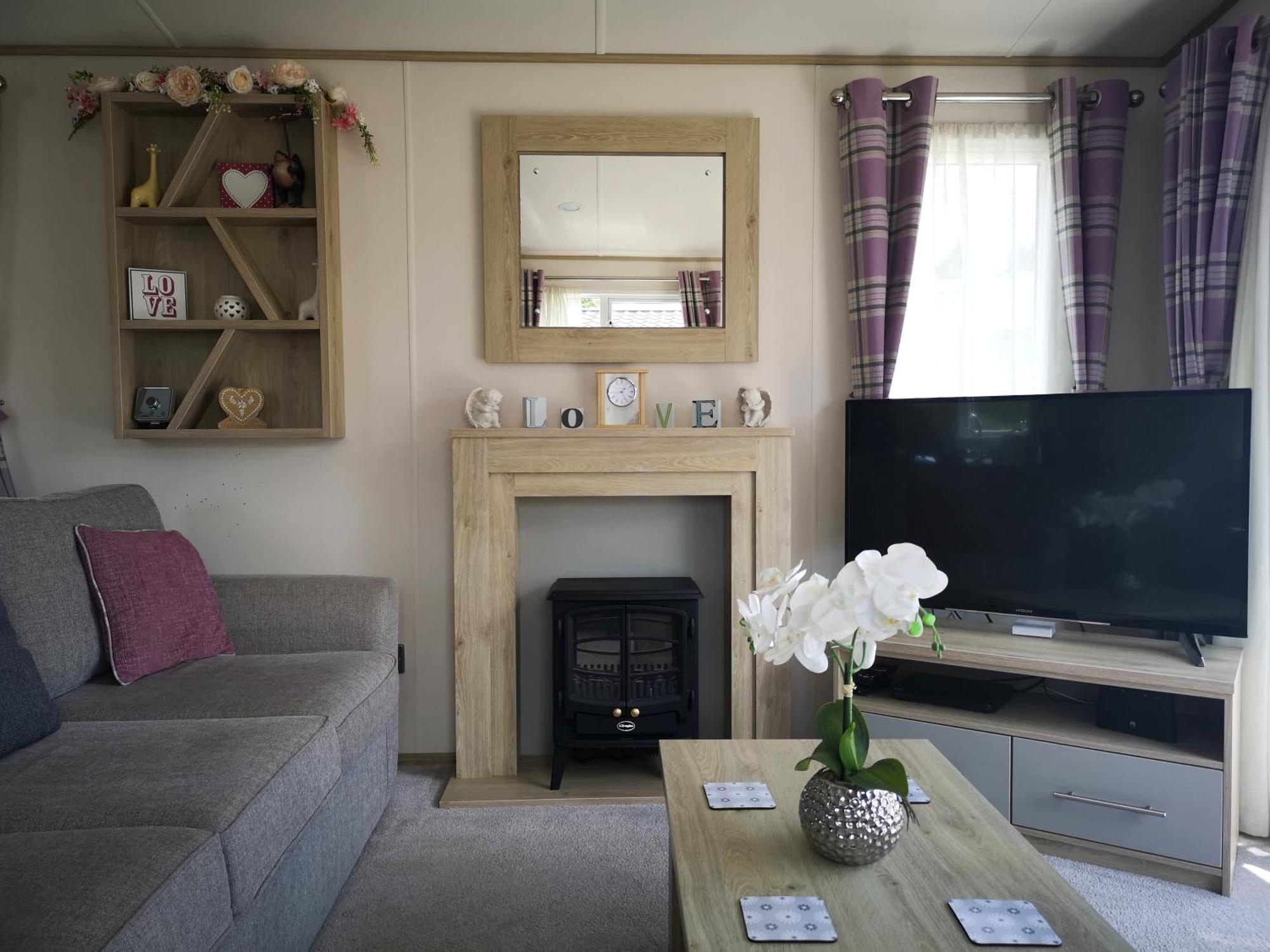 Lake Escape - Hoburne Cotswolds Саут-Керни Номер фото
